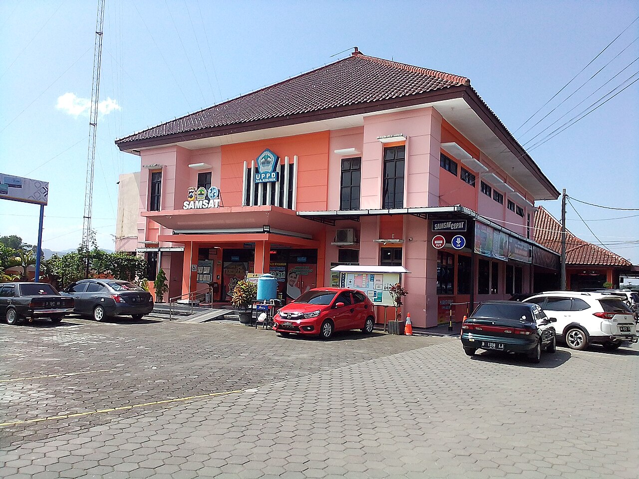 Kantor SAMSAT bombana